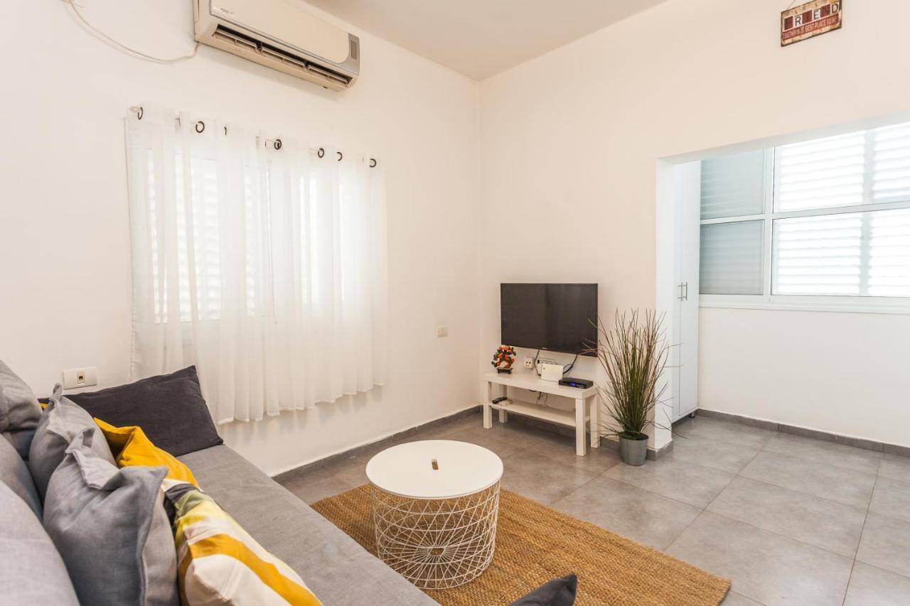 Lovely Apartment Close To The Beach Tel Aviv Exterior photo